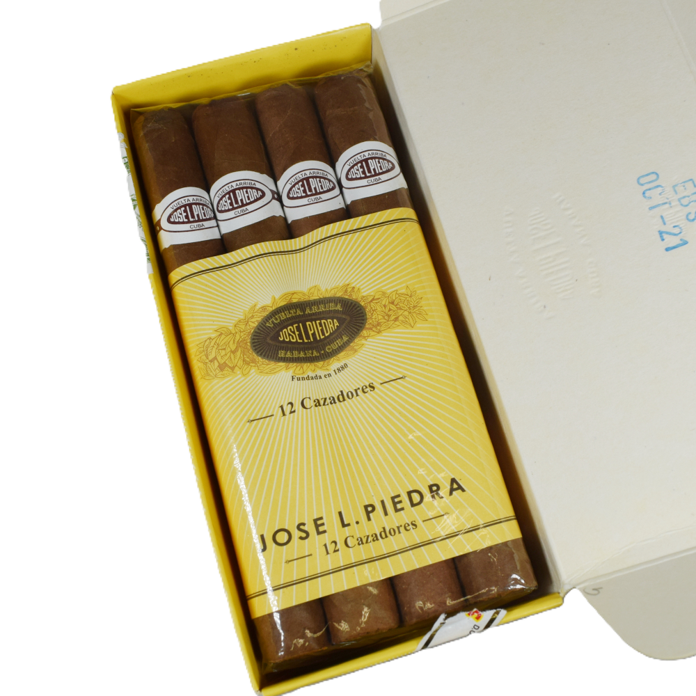 Jose L Piedra Cazadores Cigar - Bundle of 12